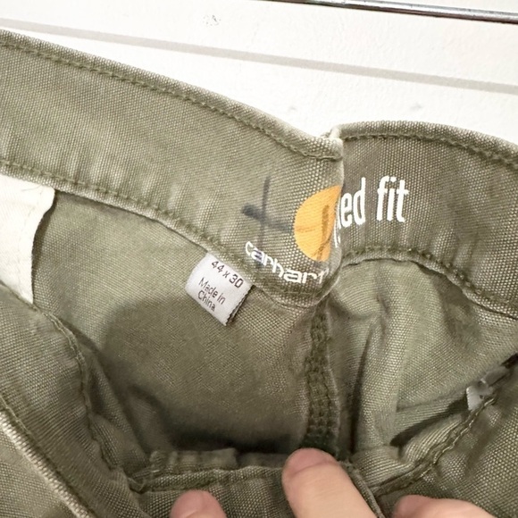 Carhartt Men's Green Cotton Rugged Relaxed Fit Cargo Work Pants Size 44x30 - Picture 2 of 4